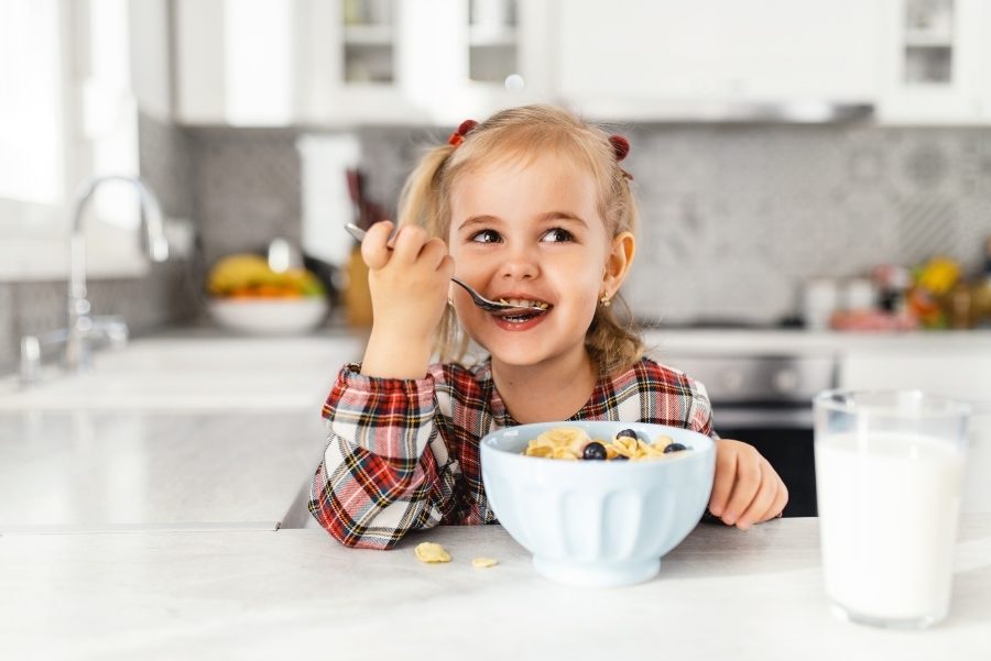 best time to feed picky eaters